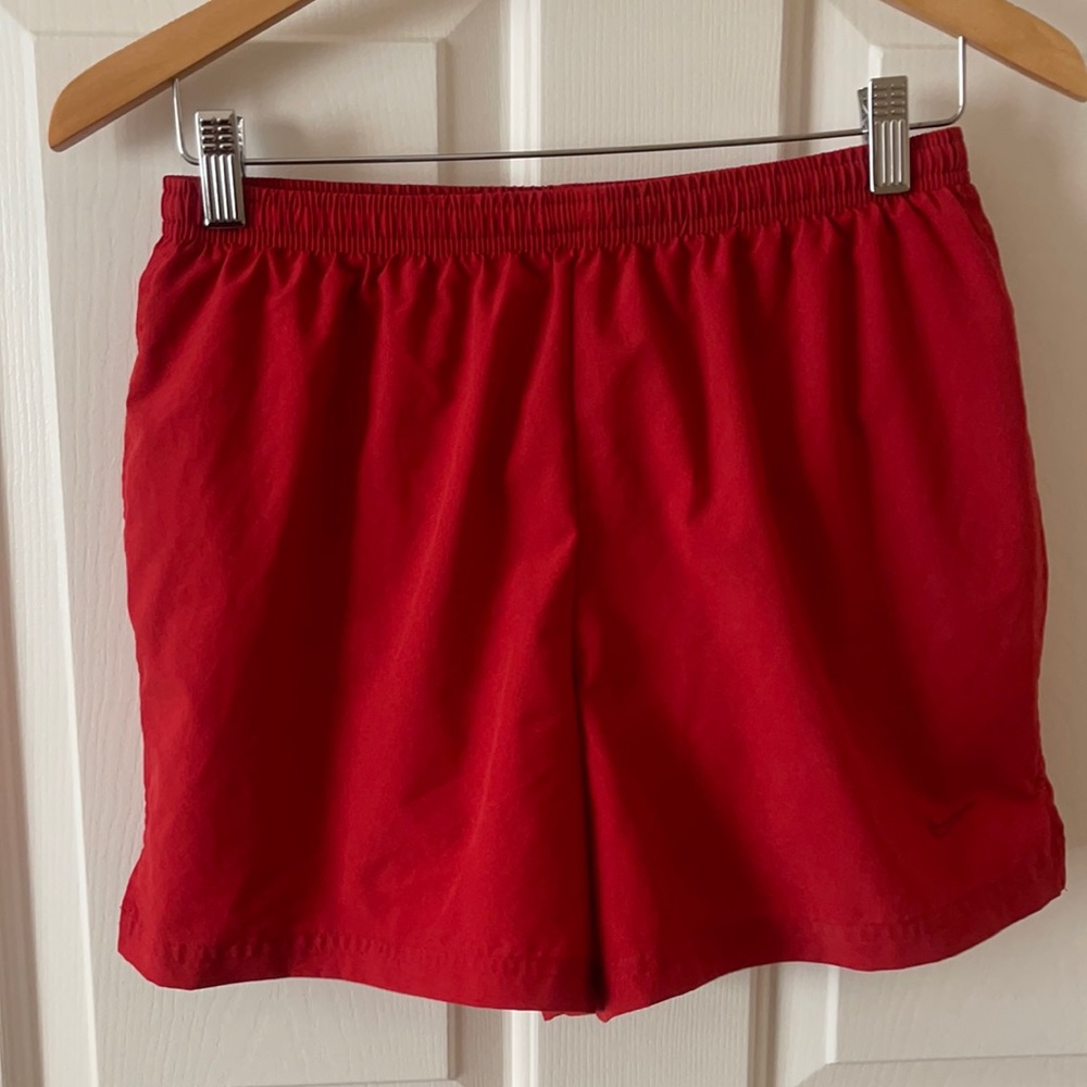 Nike athletic shorts sz M